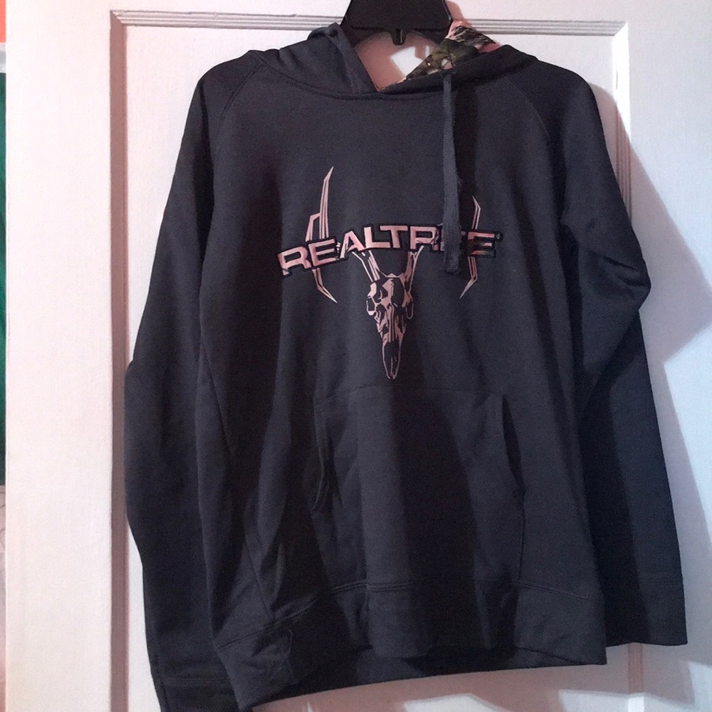 Real tree camo sweatshirt
